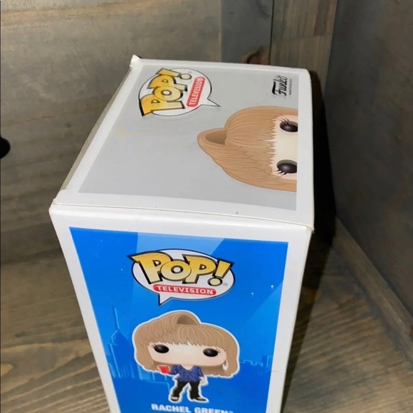 Funko pop rachel green #703 (80s) - Picture 4 of 9
